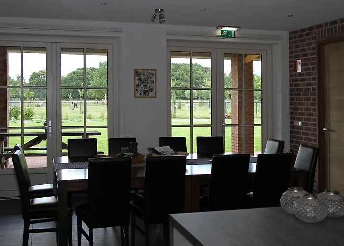 Деревянный коттедж Het Jaegershoes Belfeld