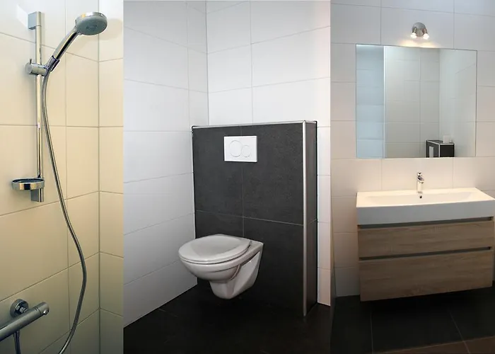 Het Jaegershoes Деревянный коттедж *